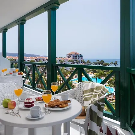 Ocean Suites By Upper Luxury Housing - Parque Santiago *